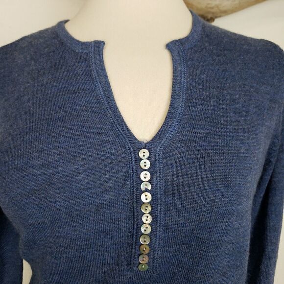 Sarah Spencer merino wool Henley style sweater - Picture 8 of 8